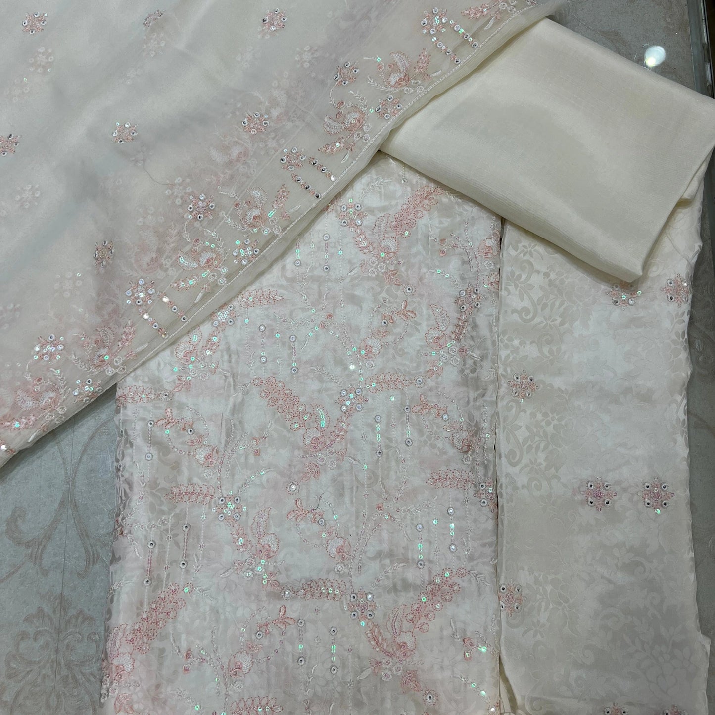 Ivory Pearl Luxe – 3 Piece Unstitched Ambose Silk Suit