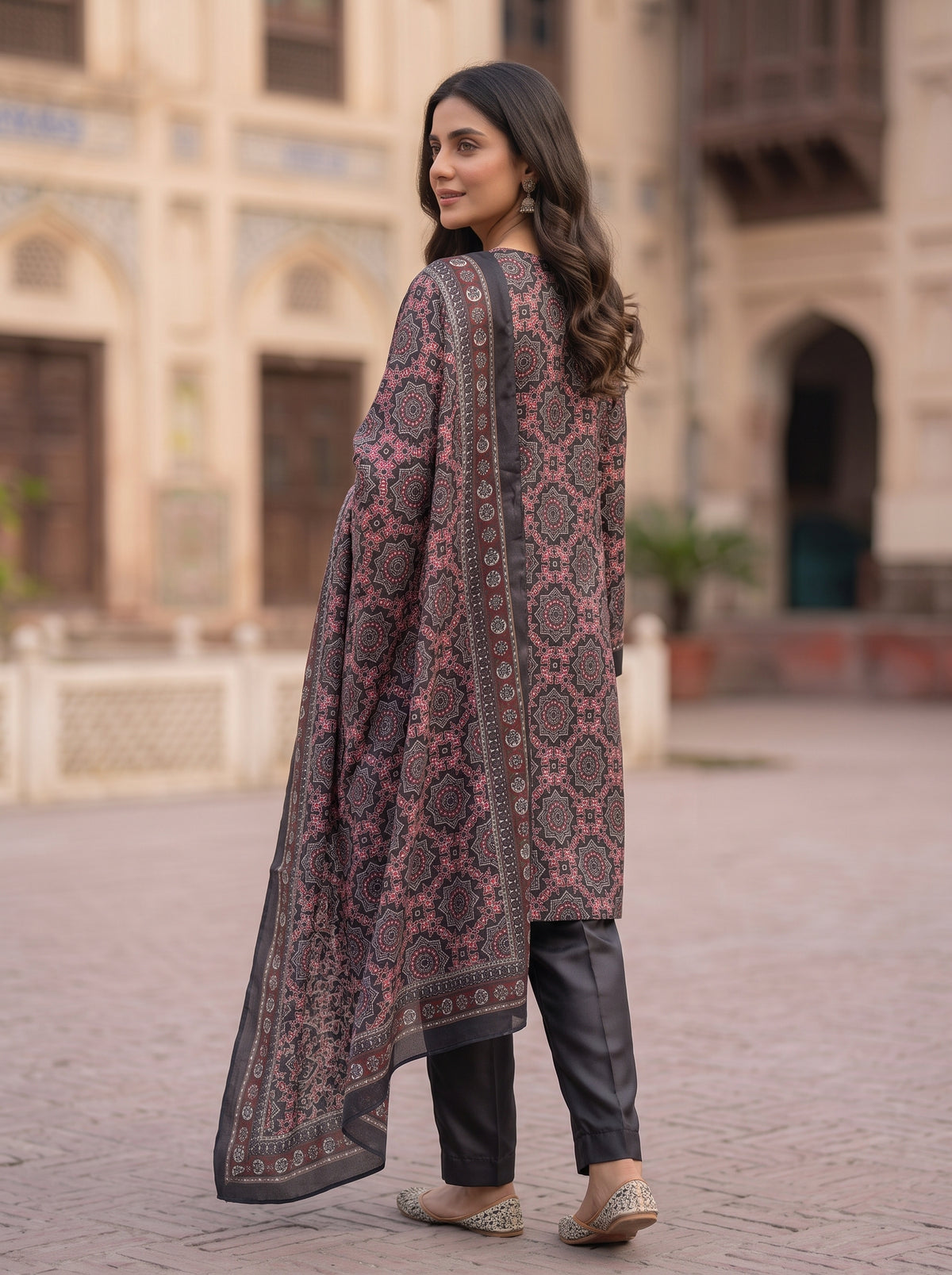 Luxury 3 Piece Unstitched Printed Silk Set
