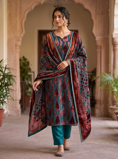 Classic Paisley Palachi Suit with Matching Silk Bottom