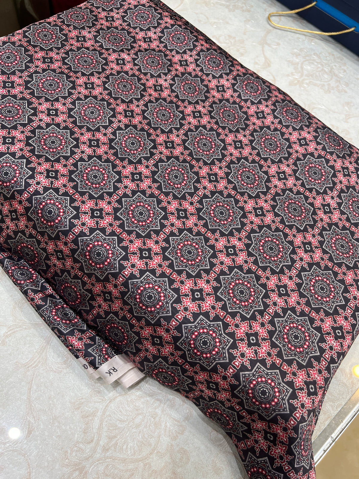Luxury 3 Piece Unstitched Printed Silk Set