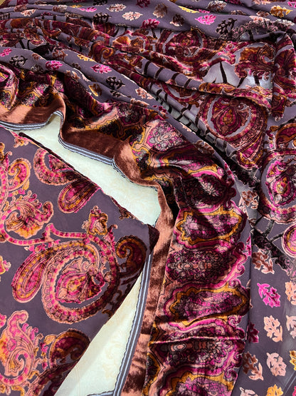 Classic Paisley Palachi Suit with Matching Silk Bottom
